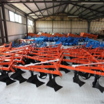 Плугове на склад