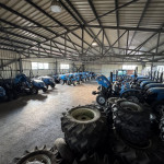Склад трактори